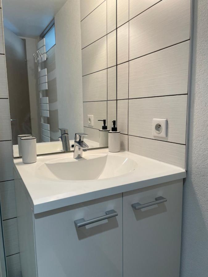 Studio Sous Les Toits Annecy Centre-Ville المظهر الخارجي الصورة